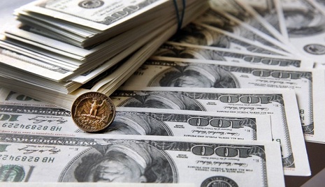 US dollar slightly drops in Azerbaijan